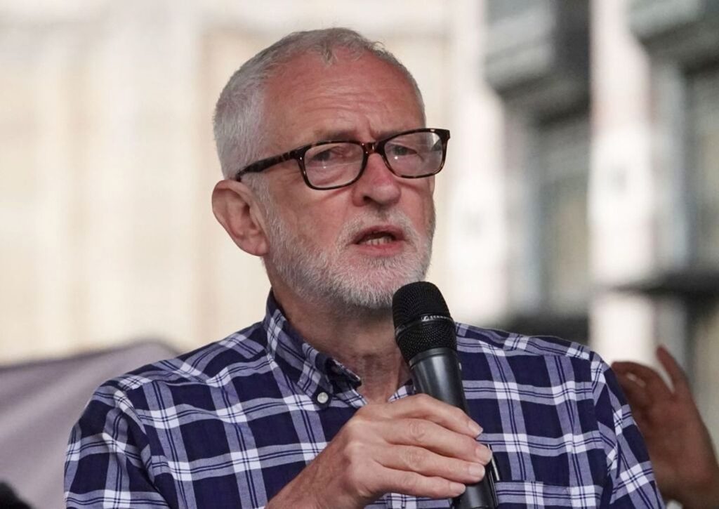 100,000 march in London against Gaza genocide as organisers insist fate of Palestinians depends on pressurising Starmer’s Labour government 100,000 march in London against Gaza genocide as organisers insist fate of Palestinians depends on pressurising Starmer’s Labour government